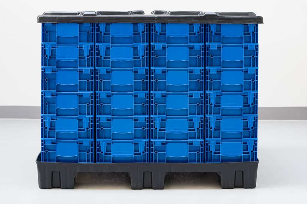 Pallet carrier system for transporting KLT, EPP containers and stacking containers. Twin/Single Sheet carrier system pallet. Twin/Single Sheet carrier system lid.